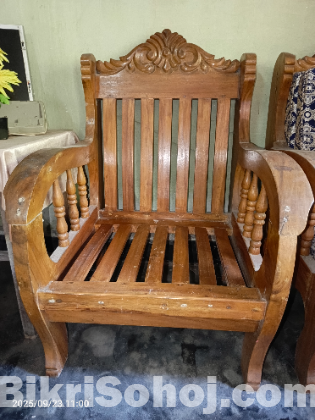 সোফা বিক্রয় করা হবে, ফোম ছাড়া। (লোকেশন- গৌরনদী)